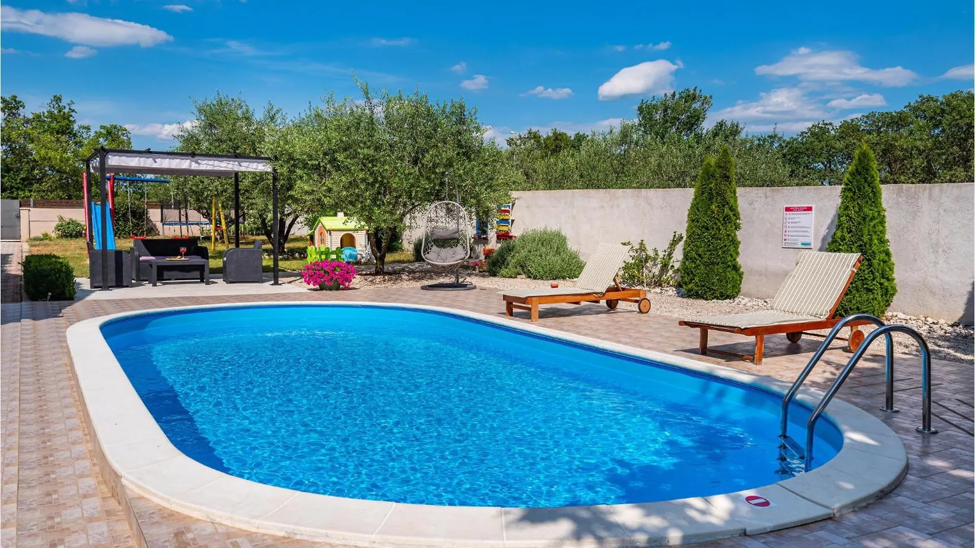 3 Bedroom Gorgeous Home In Zadar Murvica  Дом отдыха